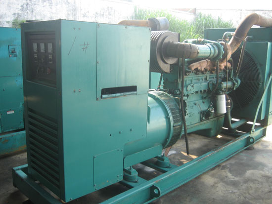 古浪租赁发电机- 发电机碳刷磨损的原因是什么